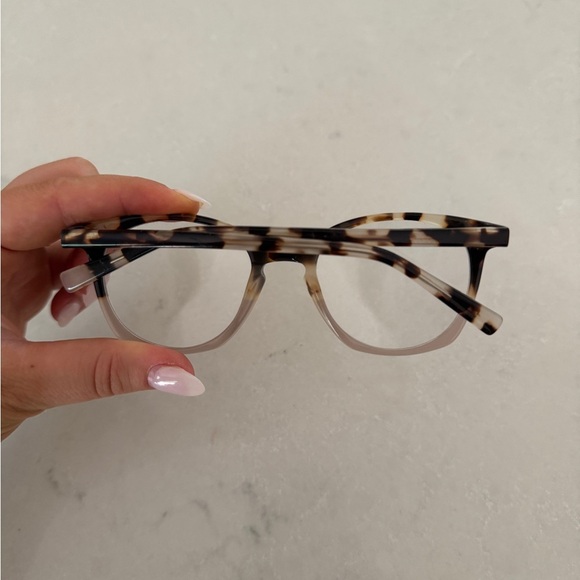 Otis + Grey Tortoise Shell Eyeglasses | Pink and Brown - Picture 2 of 5